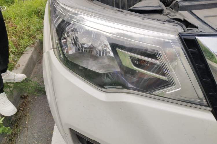 Used Nissan Terra 2020 2.5L XL Upper 4WD Automatic Four-Wheel Drive Luxury Edition Right Front Headlight