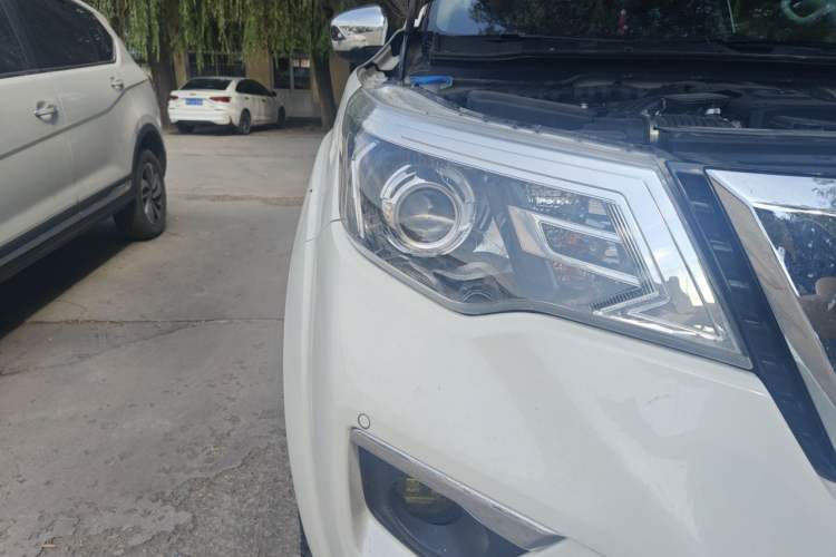 Used Nissan Terra 2020 2.5L XV 4WD Automatic Four-Wheel Drive Flagship Edition Right Front Headlight