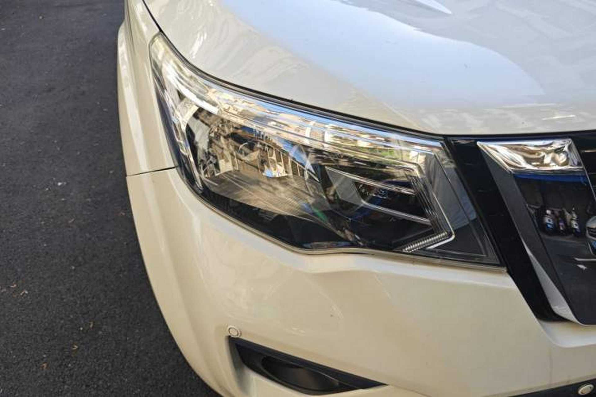 Used Nissan Terra 2020 2.5L XL Upper 4WD Automatic Four-Wheel Drive Luxury Edition Right Front Headlight