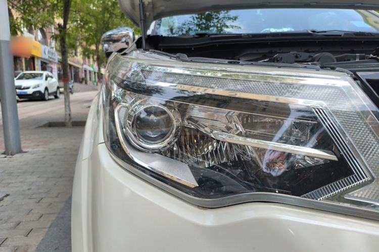 Used Nissan Terra 2020 2.5L XV 4WD Automatic Four-Wheel Drive Flagship Edition Right Front Headlight