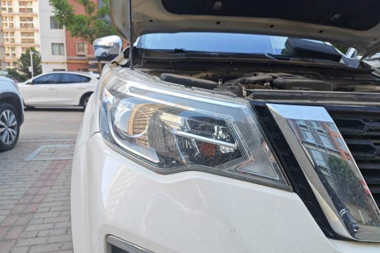 Used Nissan Terra 2020 2.5L XV 4WD Automatic Four-Wheel Drive Flagship Edition Right Front Headlight