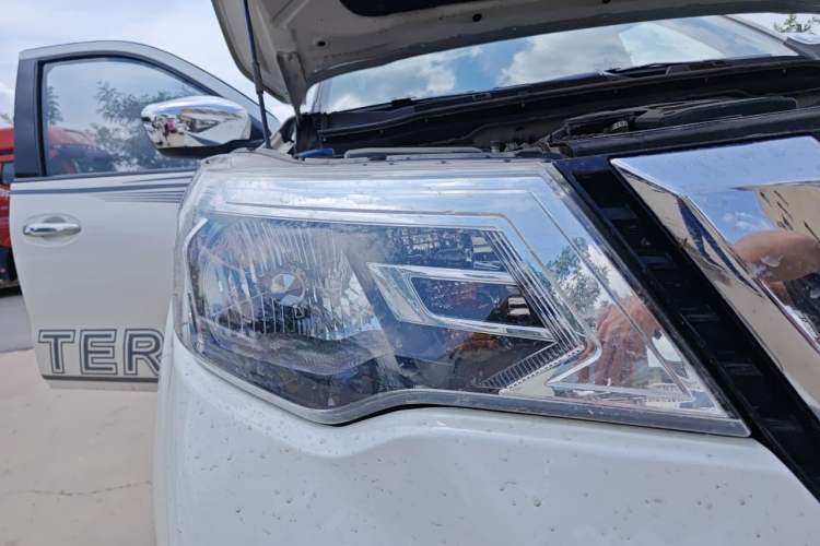 Used Nissan Terra 2020 2.5L XL Upper 4WD Automatic Four-Wheel Drive Luxury Edition Right Front Headlight