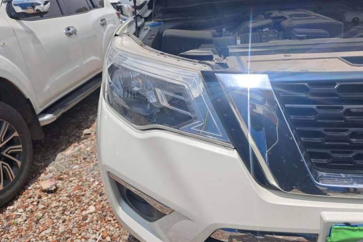 Used Nissan Terra 2020 2.5L XL Upper 4WD Automatic Four-Wheel Drive Luxury Edition Right Front Headlight