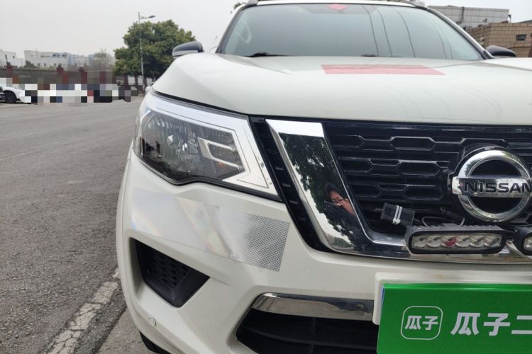 Used Nissan Terra 2020 2.5L XE Manual Two-Wheel-Drive Elite Edition Right Front Headlight