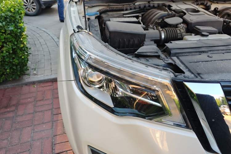 Used Nissan Terra 2020 2.5L XV 4WD Automatic Four-Wheel Drive Flagship Edition Right Front Headlight