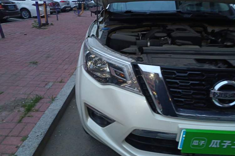 Used Nissan Terra 2020 2.5L XL Upper 4WD Automatic Four-Wheel Drive Luxury Edition Right Front Headlight