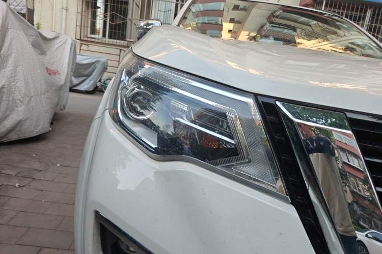 Used Nissan Terra 2020 2.5L XV 4WD Automatic Four-Wheel Drive Flagship Edition Right Front Headlight