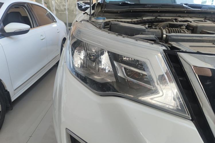 Used Nissan Terra 2020 2.5L XL Upper 4WD Automatic Four-Wheel Drive Luxury Edition Right Front Headlight