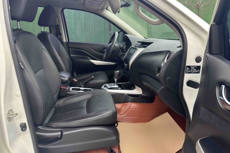 Used Nissan Terra 2020 2.5L XL Upper 4WD Automatic Four-Wheel Drive Luxury Edition Right Front Seat