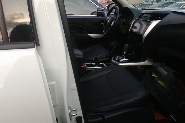 Used Nissan Terra 2020 2.5L XL Upper 4WD Automatic Four-Wheel Drive Luxury Edition Right Front Seat