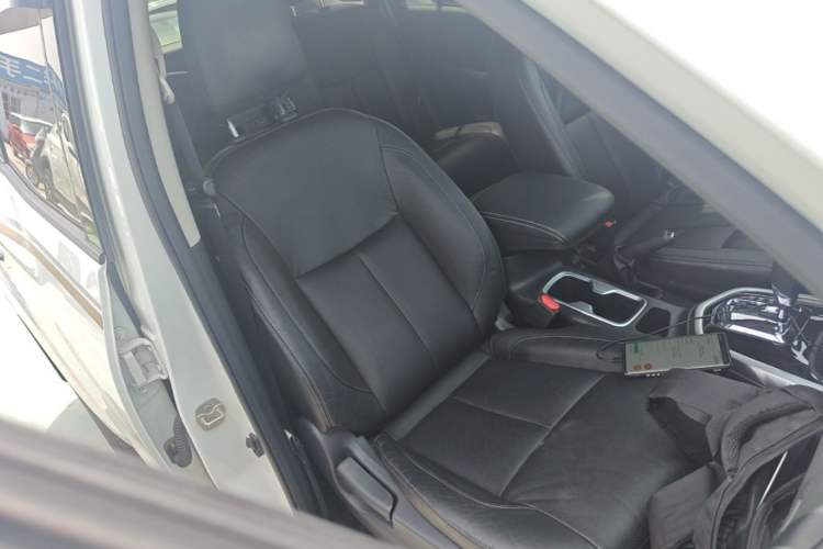 Used Nissan Terra 2020 2.5L XL Upper 4WD Automatic Four-Wheel Drive Luxury Edition Right Front Seat
