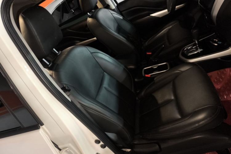 Used Nissan Terra 2020 2.5L XL Upper 4WD Automatic Four-Wheel Drive Luxury Edition Right Front Seat