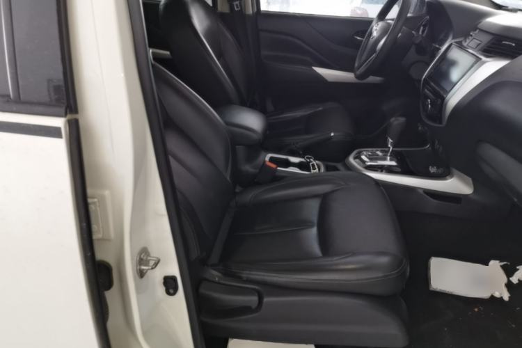 Used Nissan Terra 2020 2.5L XL Upper 4WD Automatic Four-Wheel Drive Luxury Edition Right Front Seat