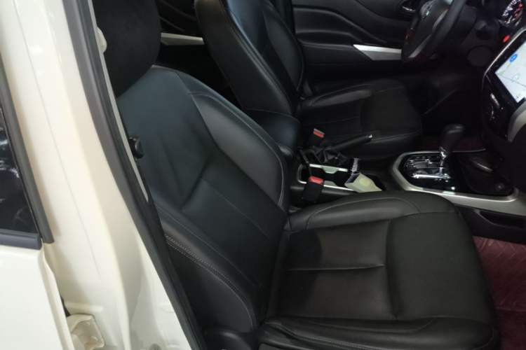Used Nissan Terra 2020 2.5L XL Upper Automatic Two-Wheel Drive Luxury Edition Right Front Seat