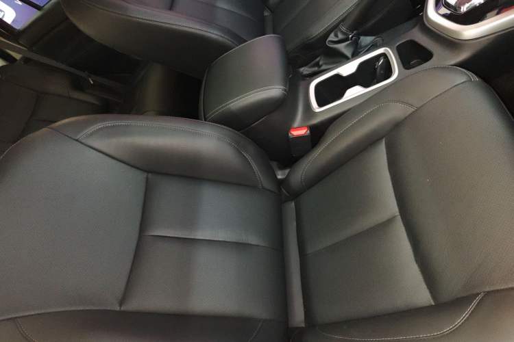 Used Nissan Terra 2020 2.5L XL Upper 4WD Automatic Four-Wheel Drive Luxury Edition Right Front Seat