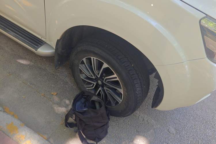 Used Nissan Terra 2020 2.5L XL Upper 4WD Automatic Four-Wheel Drive Luxury Edition Right Front Wheel Hub