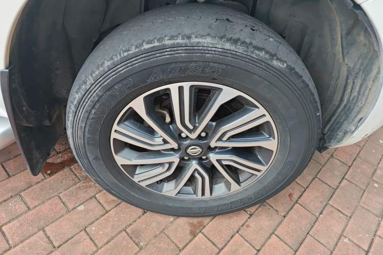 Used Nissan Terra 2020 2.5L XL Upper 4WD Automatic Four-Wheel Drive Luxury Edition Right Front Wheel Hub