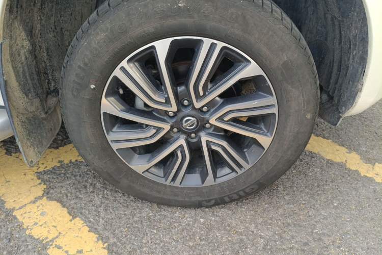 Used Nissan Terra 2020 2.5L XV 4WD Automatic Four-Wheel Drive Flagship Edition Right Front Wheel Hub