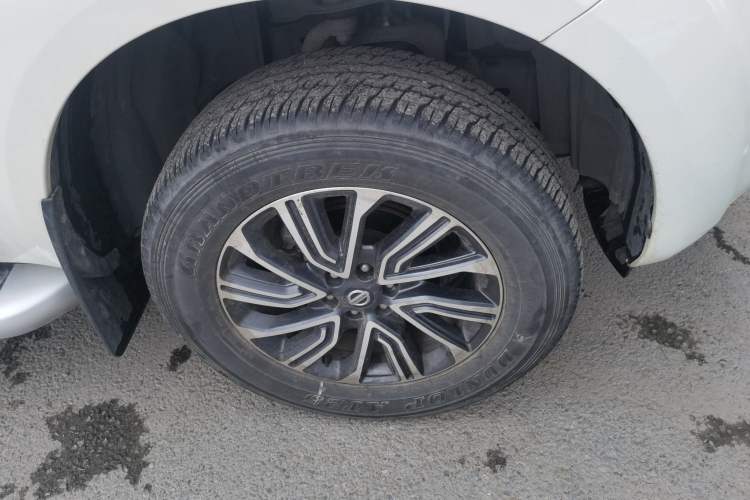 Used Nissan Terra 2020 2.5L XL Upper Automatic Two-Wheel Drive Luxury Edition Right Front Wheel Hub