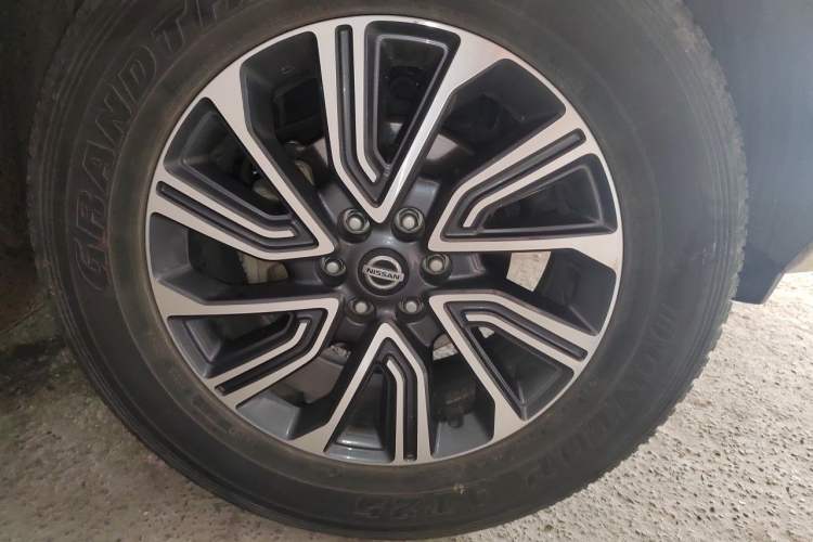 Used Nissan Terra 2020 2.5L XL Upper Automatic Two-Wheel Drive Luxury Edition Right Front Wheel Hub
