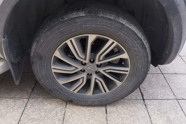 Used Nissan Terra 2020 2.5L XV 4WD Automatic Four-Wheel Drive Flagship Edition Right Front Wheel Hub