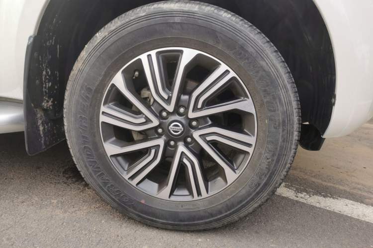 Used Nissan Terra 2020 2.5L XL Upper 4WD Automatic Four-Wheel Drive Luxury Edition Right Front Wheel Hub