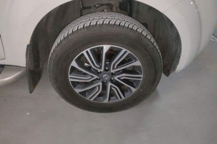 Used Nissan Terra 2020 2.5L XL Upper 4WD Automatic Four-Wheel Drive Luxury Edition Right Front Wheel Hub