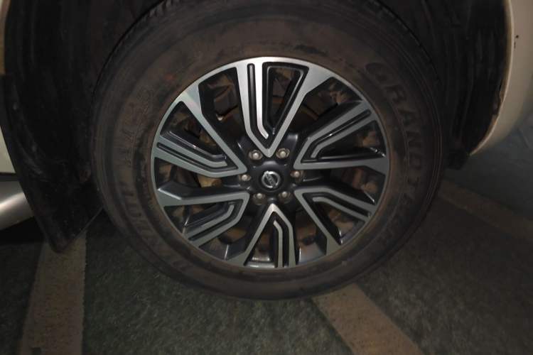 Used Nissan Terra 2020 2.5L XL Upper 4WD Automatic Four-Wheel Drive Luxury Edition Right Front Wheel Hub