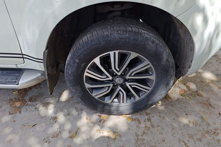 Used Nissan Terra 2020 2.5L XL Upper 4WD Automatic Four-Wheel Drive Luxury Edition Right Front Wheel Hub