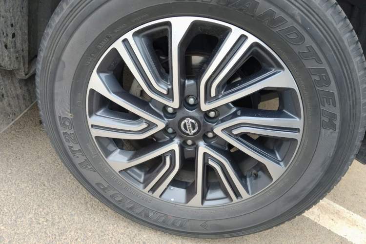 Used Nissan Terra 2020 2.5L XL Upper Automatic Two-Wheel Drive Luxury Edition Right Front Wheel Hub