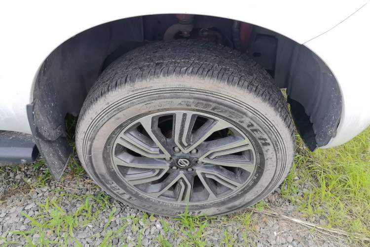 Used Nissan Terra 2020 2.5L XL Upper 4WD Automatic Four-Wheel Drive Luxury Edition Right Front Wheel Hub