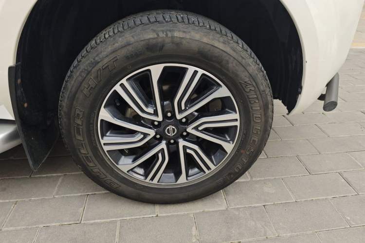 Used Nissan Terra 2020 2.5L XL Upper 4WD Automatic Four-Wheel Drive Luxury Edition Right Front Wheel Hub