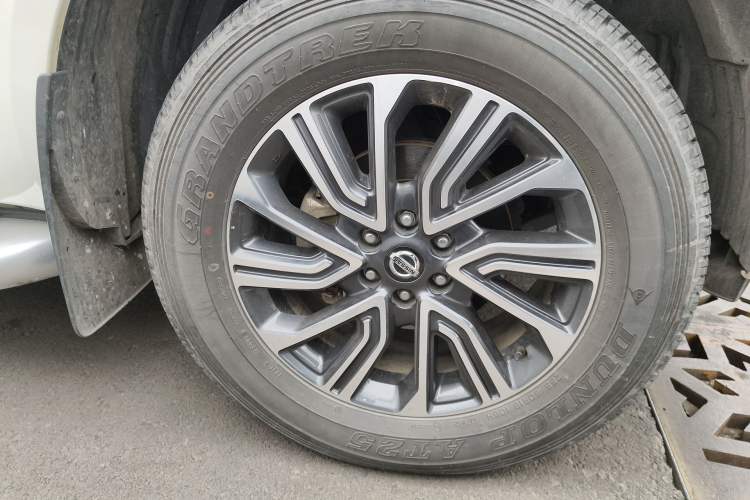 Used Nissan Terra 2020 2.5L XL Upper 4WD Automatic Four-Wheel Drive Luxury Edition Right Front Wheel Hub