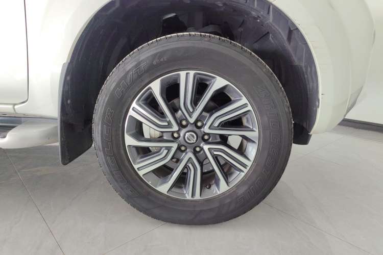 Used Nissan Terra 2020 2.5L XL Upper Automatic Two-Wheel Drive Luxury Edition Right Front Wheel Hub