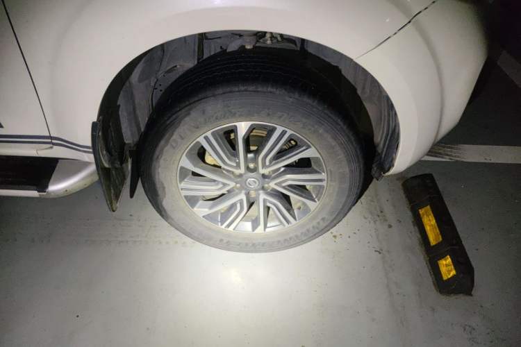 Used Nissan Terra 2020 2.5L XV 4WD Automatic Four-Wheel Drive Flagship Edition Right Front Wheel Hub