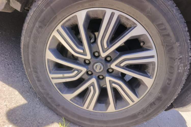Used Nissan Terra 2020 2.5L XL Upper 4WD Automatic Four-Wheel Drive Luxury Edition Right Front Wheel Hub