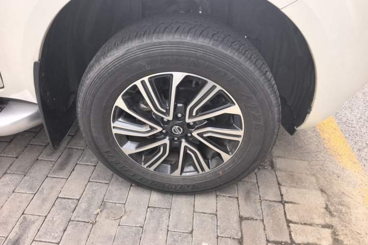 Used Nissan Terra 2020 2.5L XL Upper 4WD Automatic Four-Wheel Drive Luxury Edition Right Front Wheel Hub