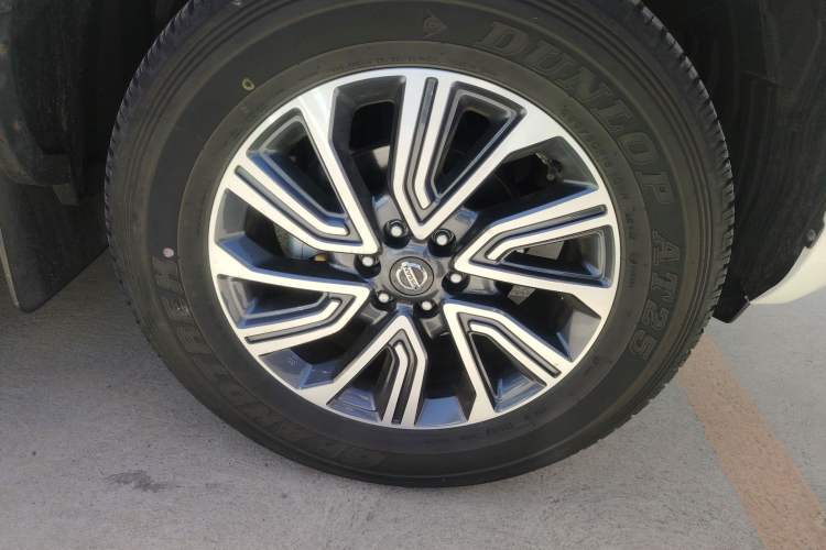 Used Nissan Terra 2020 2.5L XL Upper 4WD Automatic Four-Wheel Drive Luxury Edition Right Front Wheel Hub