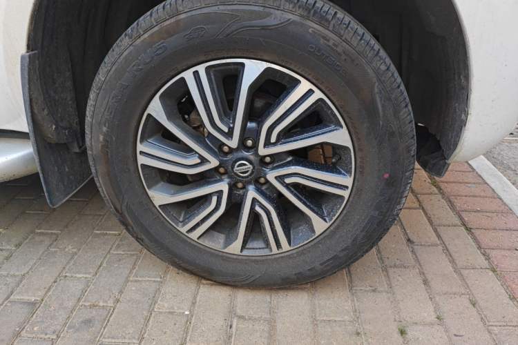 Used Nissan Terra 2020 2.5L XV 4WD Automatic Four-Wheel Drive Flagship Edition Right Front Wheel Hub
