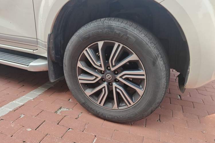 Used Nissan Terra 2020 2.5L XV 4WD Automatic Four-Wheel Drive Flagship Edition Right Front Wheel Hub