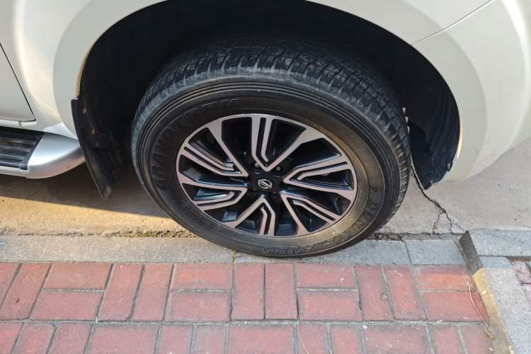 Used Nissan Terra 2020 2.5L XV 4WD Automatic Four-Wheel Drive Flagship Edition Right Front Wheel Hub