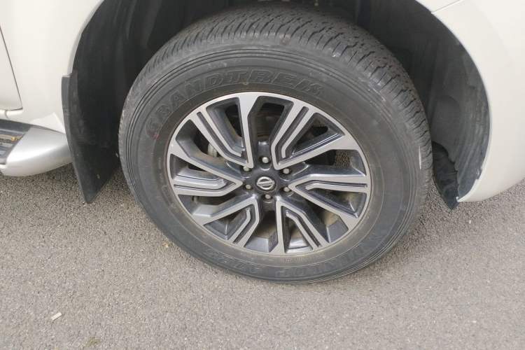 Used Nissan Terra 2020 2.5L XL Upper 4WD Automatic Four-Wheel Drive Luxury Edition Right Front Wheel Hub