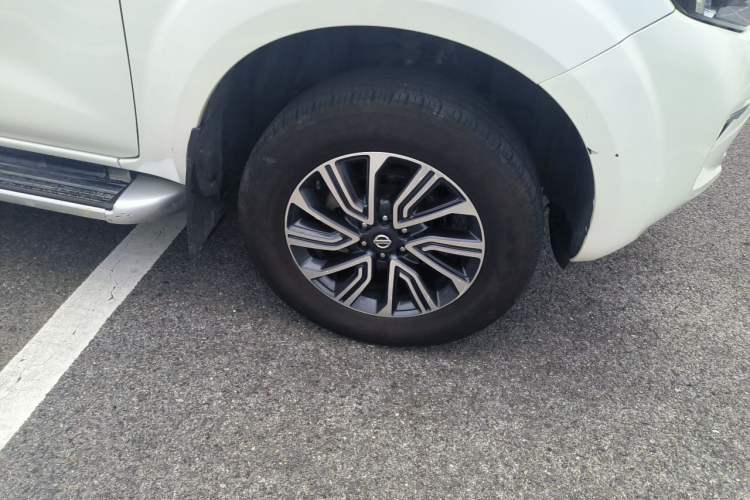 Used Nissan Terra 2020 2.5L XL Upper 4WD Automatic Four-Wheel Drive Luxury Edition Right Front Wheel Hub