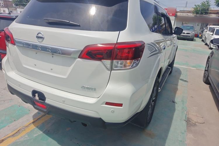 Used Nissan Terra 2020 2.5L XL Upper 4WD Automatic Four-Wheel Drive Luxury Edition Right Rear Taillight