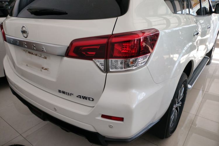Used Nissan Terra 2020 2.5L XL Upper 4WD Automatic Four-Wheel Drive Luxury Edition Right Rear Taillight