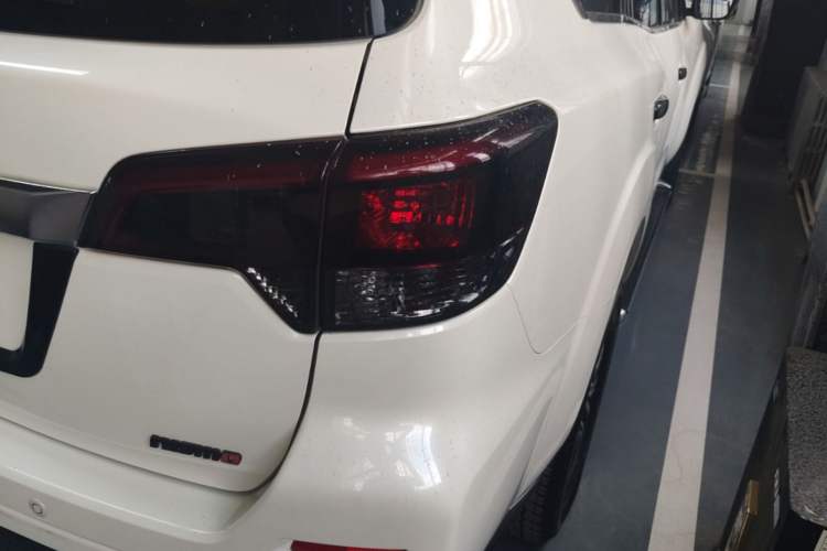 Used Nissan Terra 2020 2.5L XL Upper Automatic Two-Wheel Drive Luxury Edition Right Rear Taillight