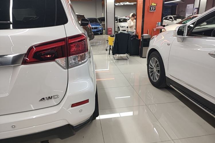 Used Nissan Terra 2020 2.5L XL Upper 4WD Automatic Four-Wheel Drive Luxury Edition Right Rear Taillight