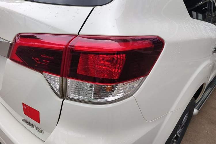 Used Nissan Terra 2020 2.5L XL Upper 4WD Automatic Four-Wheel Drive Luxury Edition Right Rear Taillight