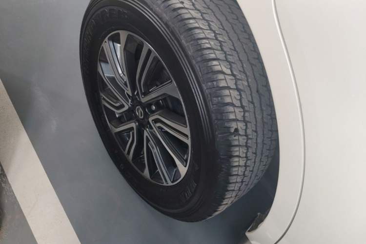 Used Nissan Terra 2020 2.5L XL Upper Automatic Two-Wheel Drive Luxury Edition Right Rear Wheel Hub