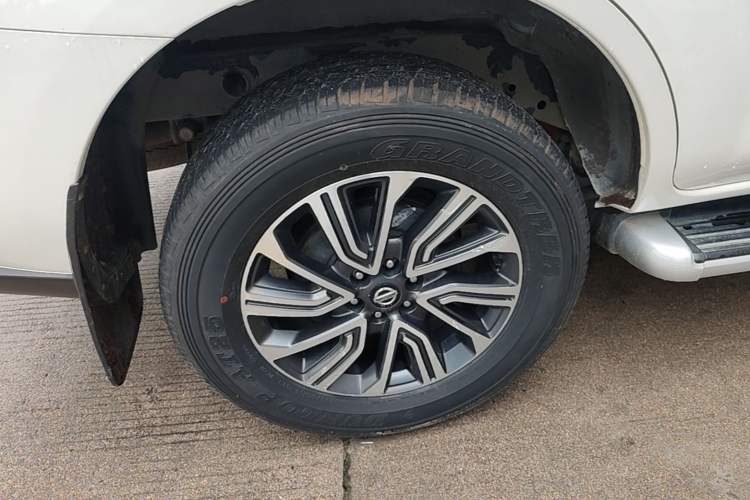 Used Nissan Terra 2020 2.5L XL Upper 4WD Automatic Four-Wheel Drive Luxury Edition Right Rear Wheel Hub